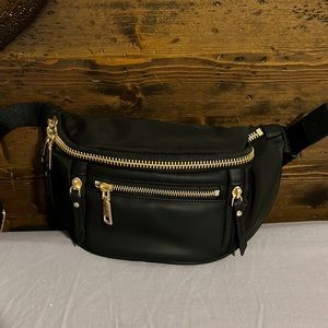 Jujube Eco Sling Bag -Black